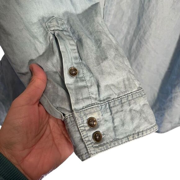 Torrid Chambray Denim Long Sleeve Button Up Shirt Blue Size 3 - Picture 6 of 7